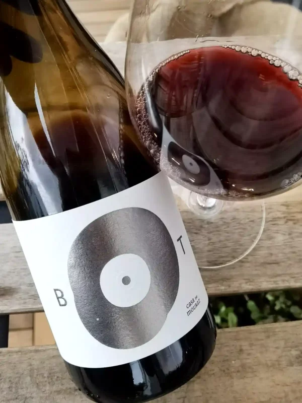 Casa de Muraz BOT bottle and glass