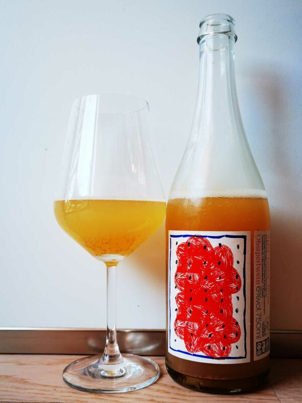 Luka Zeichmann Obstperlwein 2020 glass