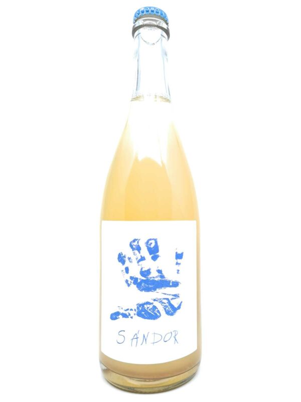 Bianka und Daniel Schmitt Sandor Cidre bottle