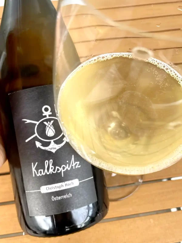 Christoph Hoch Kalkspitz 2021 bottle and glass