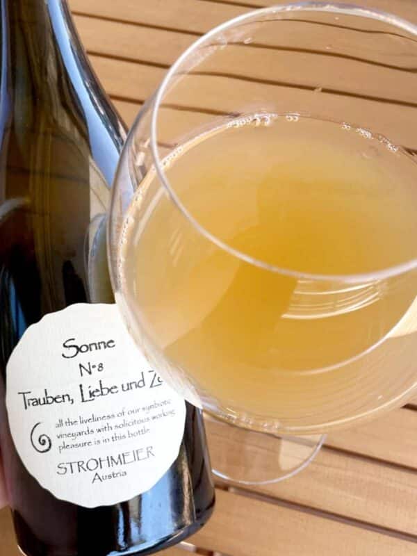 Strohmeier Sonne n8 Flasche und Glas