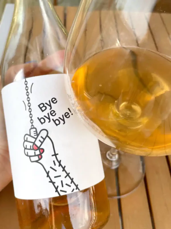 Petracavallo Bye Bye Bye 2022 bottle and glass